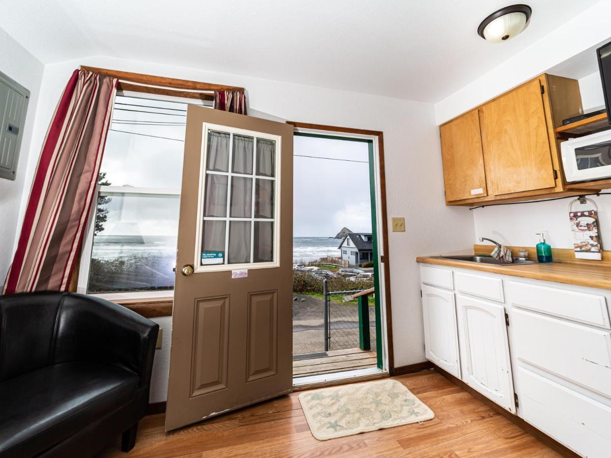 Oceanside Ocean Front Cabins Extérieur photo